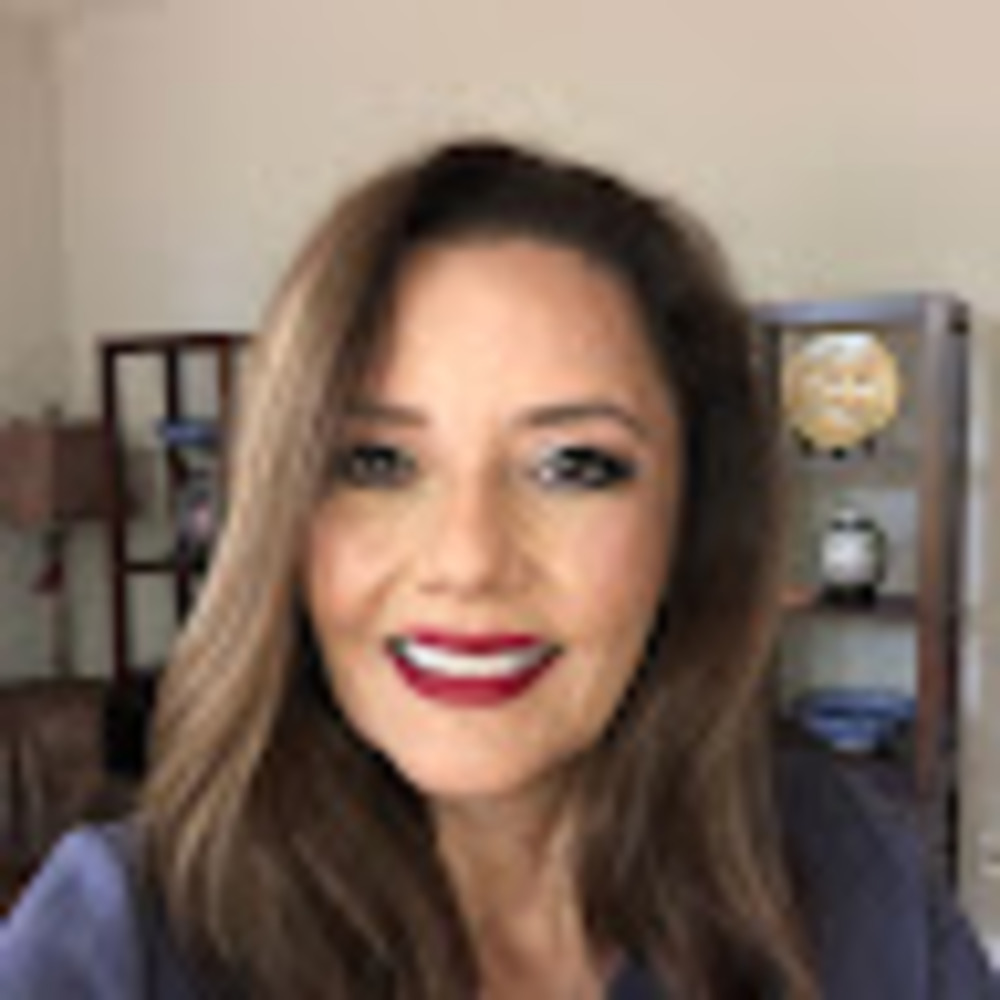 Meet your Posher, Rosana